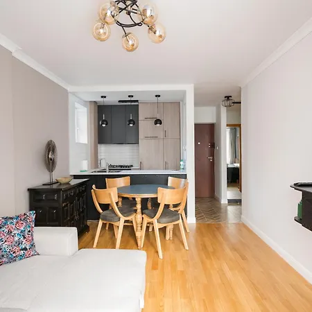 Powisle Charming By Bookinghost *