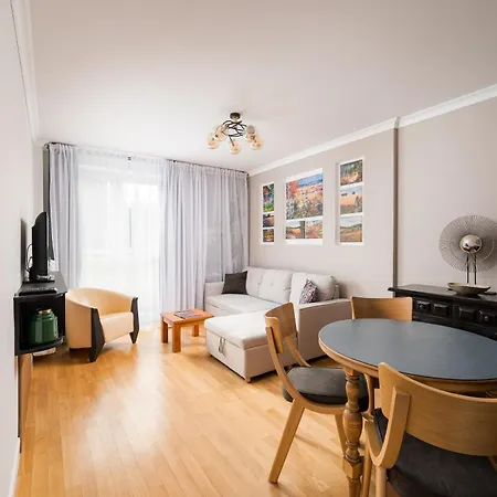 Apartment Powisle Charming Warsaw
