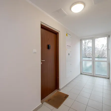 Powisle Charming By Bookinghost *